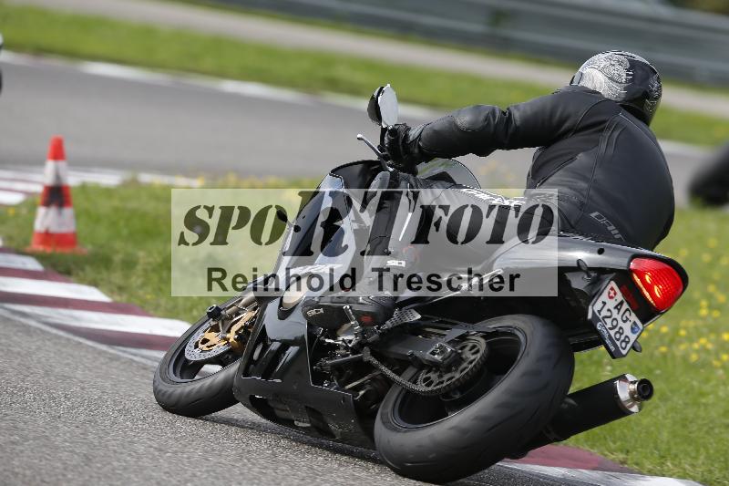 /53 16.09.2025 Track Day Domi Aegerter ADR/Gruppe gruen/44